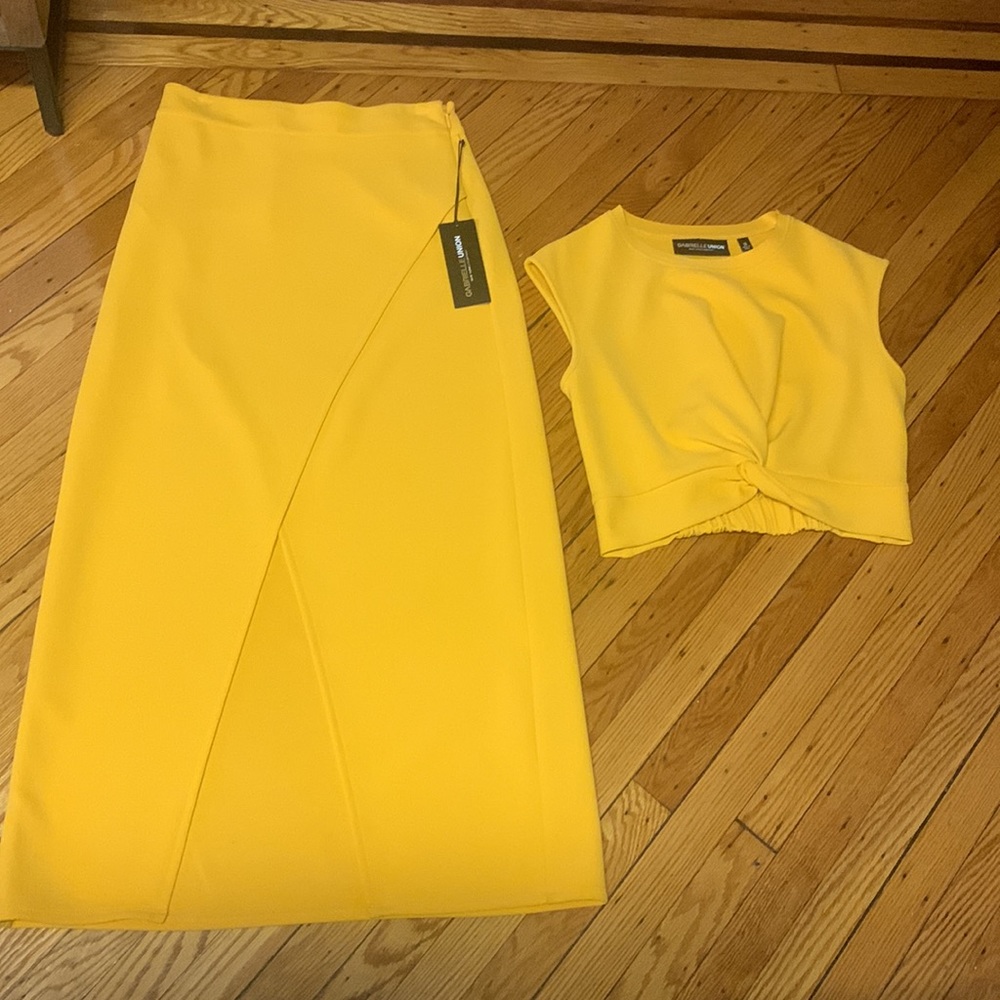 New York and Company. Brand Gabrielle union two-piece skirt set - Picture 1 of 9